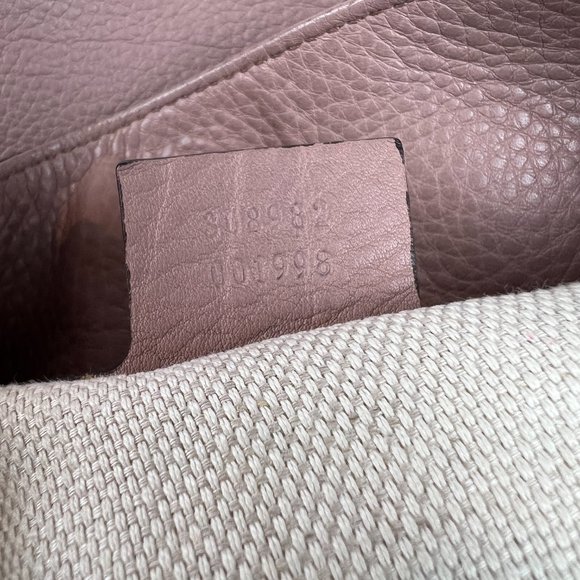 Gucci Marmont Soho Chain Hobo Medium in Blush - Picture 14 of 15